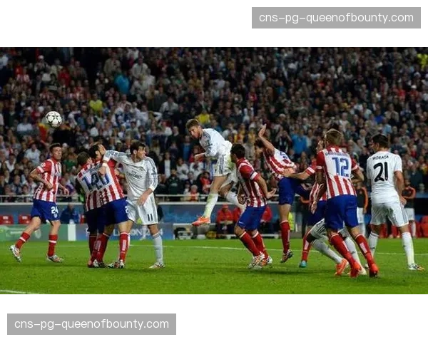 欧冠16强次回合前瞻：皇马坐镇伯纳乌迎战拜仁，首回合2-2埋下悬念